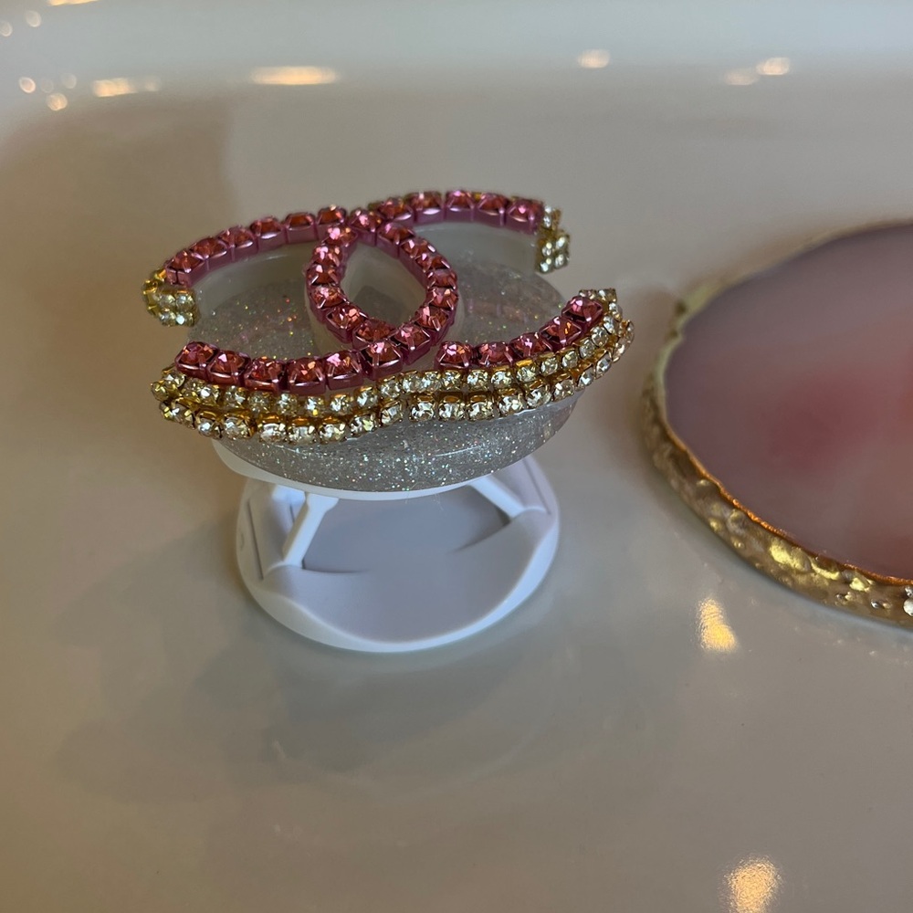 Fashion Pink and Gold Crystal Phone Grip - Picture 3 of 9